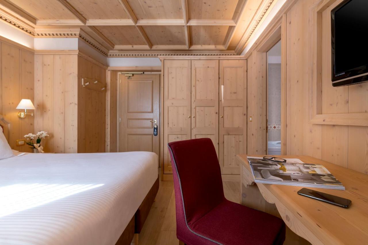 Hotel San Lorenzo บอร์มิโอ ภายนอก รูปภาพ