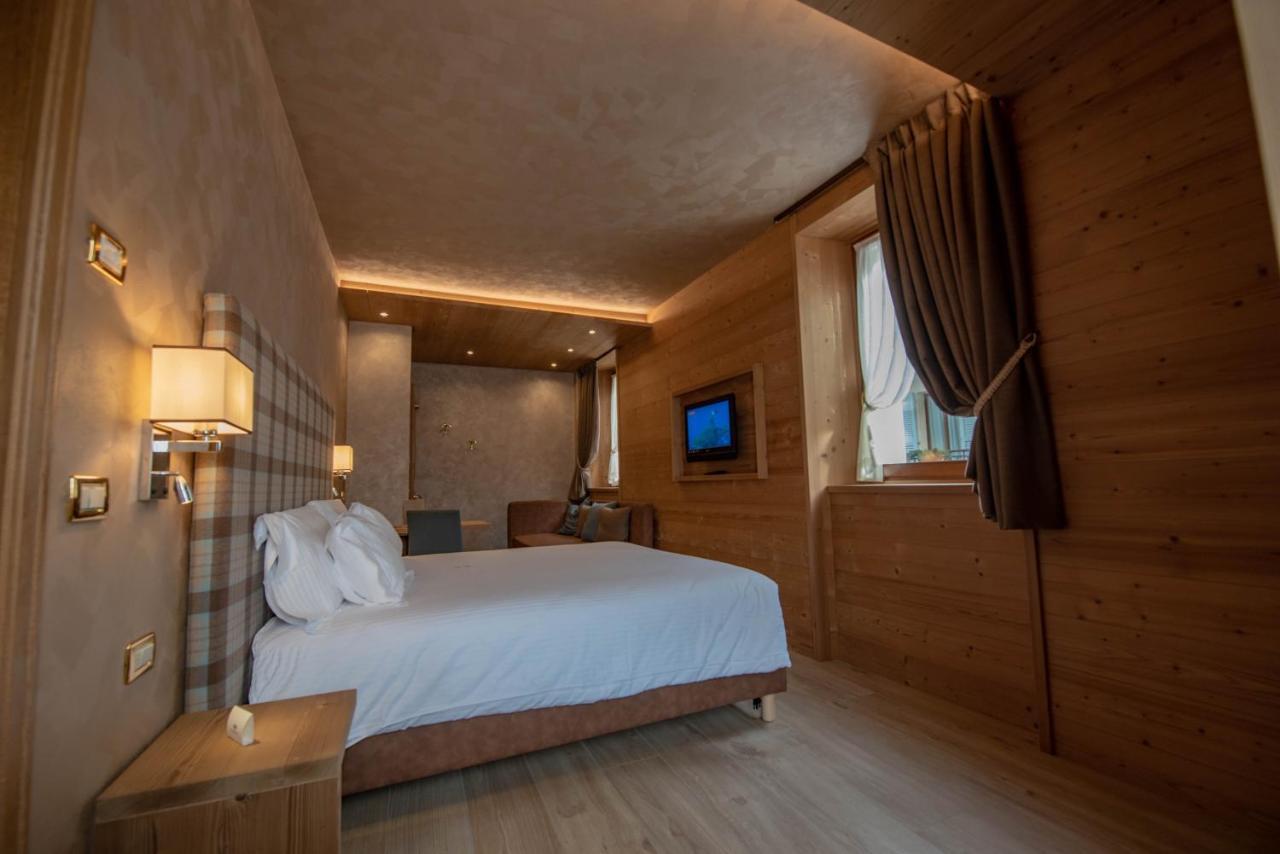 Hotel San Lorenzo บอร์มิโอ ภายนอก รูปภาพ